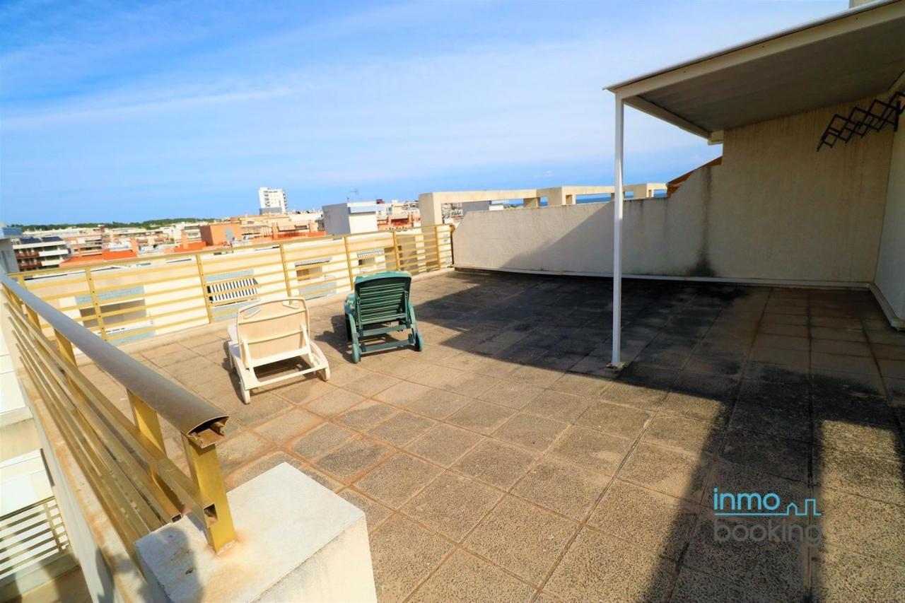 Atico Novelty Con Vistas Al Mar Lägenhet Salou Exteriör bild