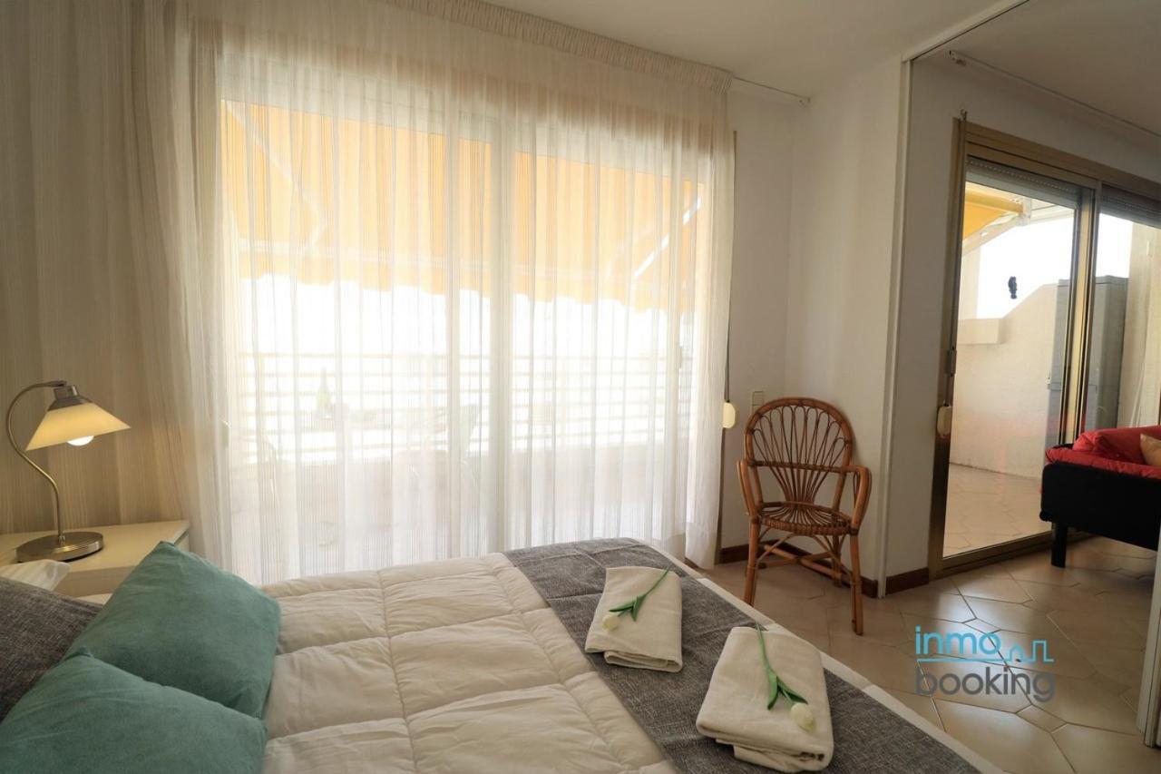 Atico Novelty Con Vistas Al Mar Lägenhet Salou Exteriör bild