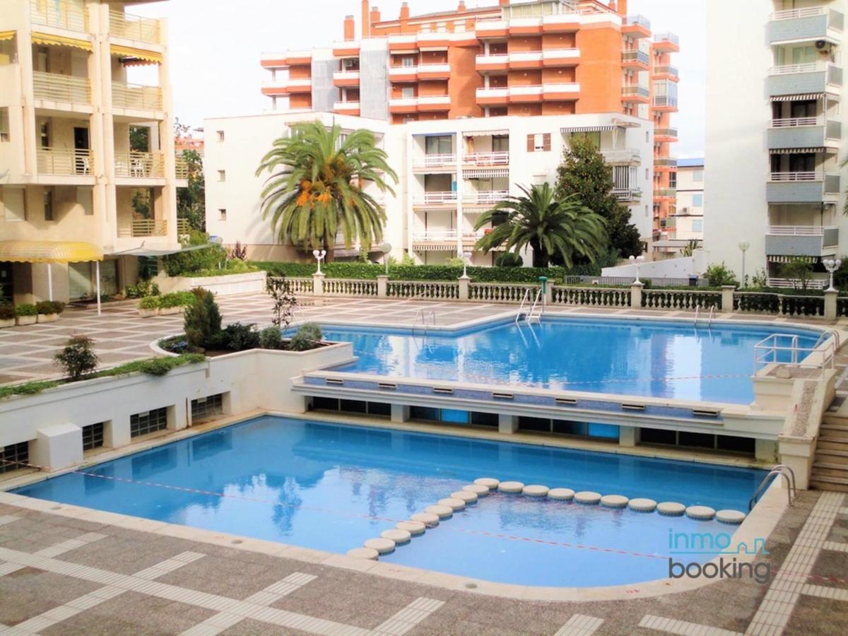 Atico Novelty Con Vistas Al Mar Lägenhet Salou Exteriör bild