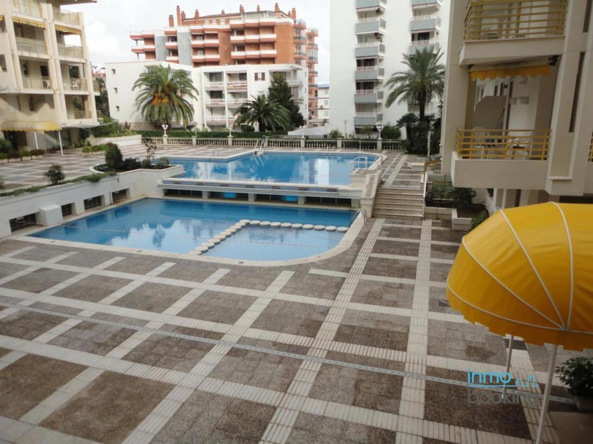Atico Novelty Con Vistas Al Mar Lägenhet Salou Exteriör bild