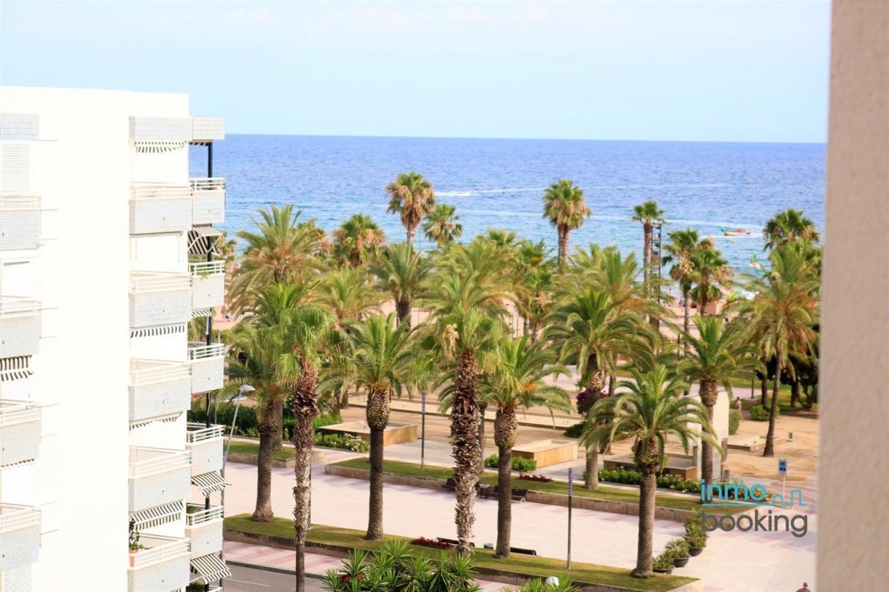 Atico Novelty Con Vistas Al Mar Lägenhet Salou Exteriör bild